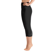 Gemsbok 2 Yoga Capri Leggings - 57 Peaks